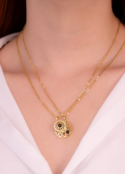 COLLAR SOLA Y LUNA PROYECCION PAREJA