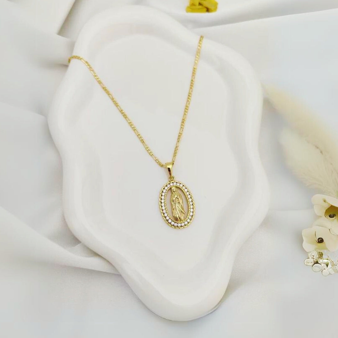 COLLAR VIRGEN MARIA + CAJA REGALO