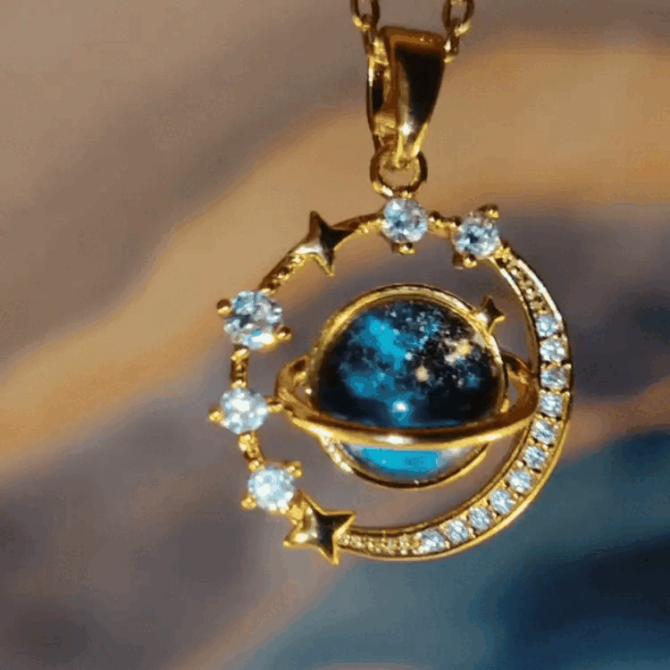 COLLAR PLANETA SATURNO LUNA + CAJA REGALO