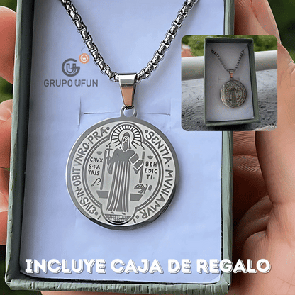 COLLAR SELLO SAN BENITO + CAJA REGALO