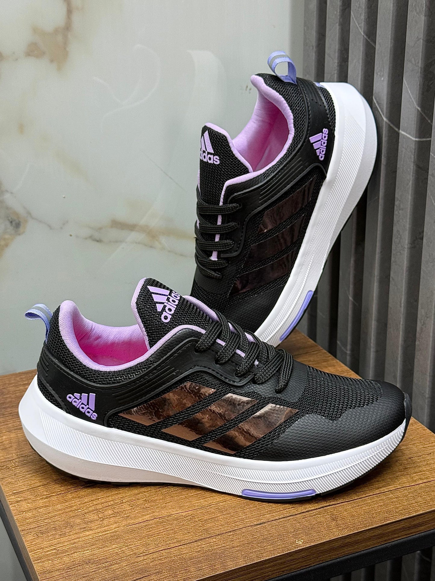 DEPORTIVO ADIDAS DAMA